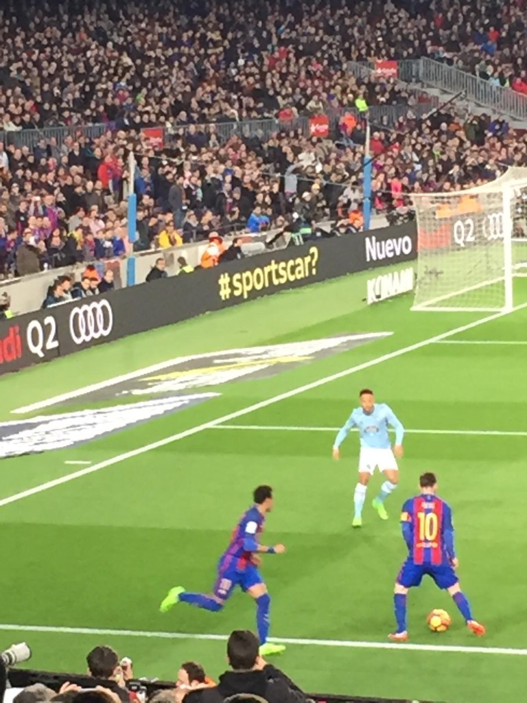 Messi on the ball during Barcelona vs Celta Vigo at Camp Nou